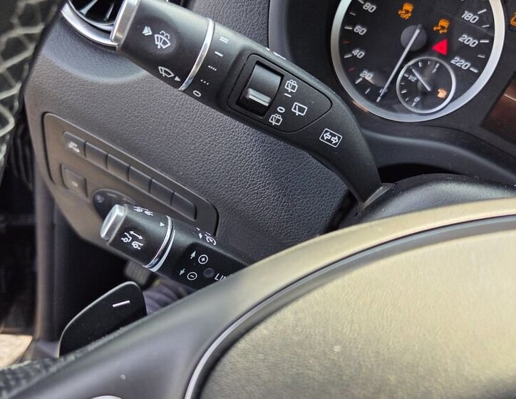 Mercedes-Benz Vito VAN / Minibus 2,0 l 174 kw