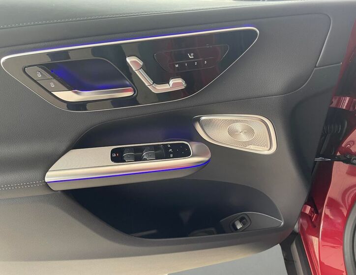 Mercedes-Benz GLC 10