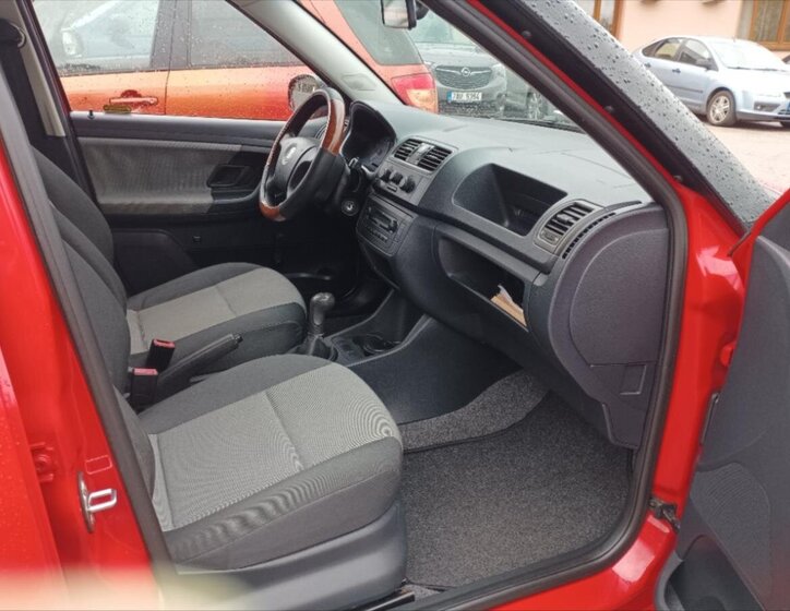 Škoda Fabia Hatchback 1,2 l 44 kw