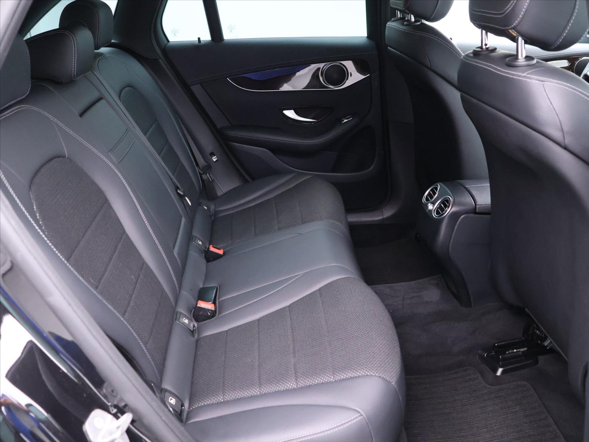 Mercedes-Benz GLC SUV / Terénní 3,0 l 190 kw