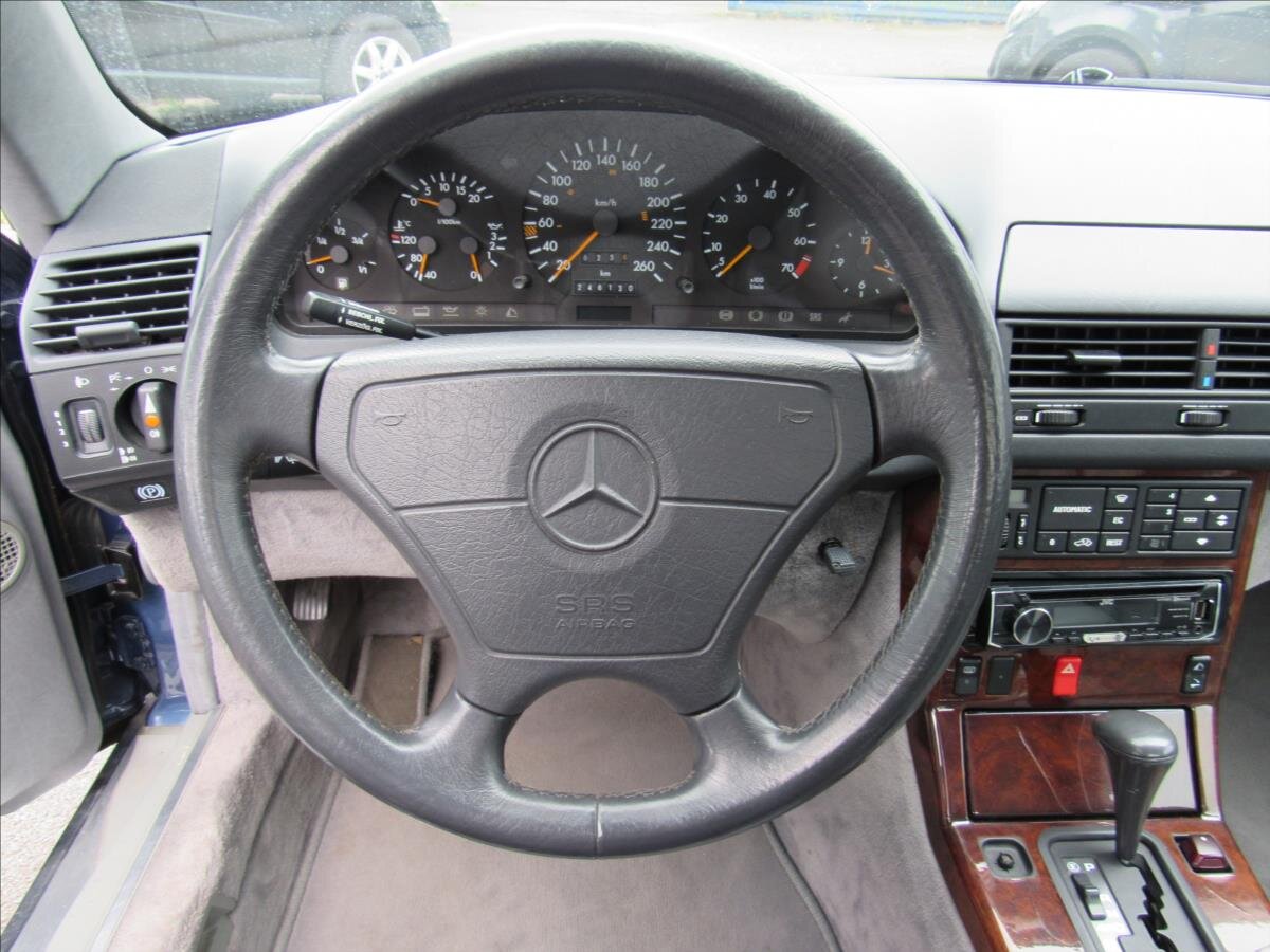 Mercedes-Benz SL Kabriolet 3,2 l 170 kw