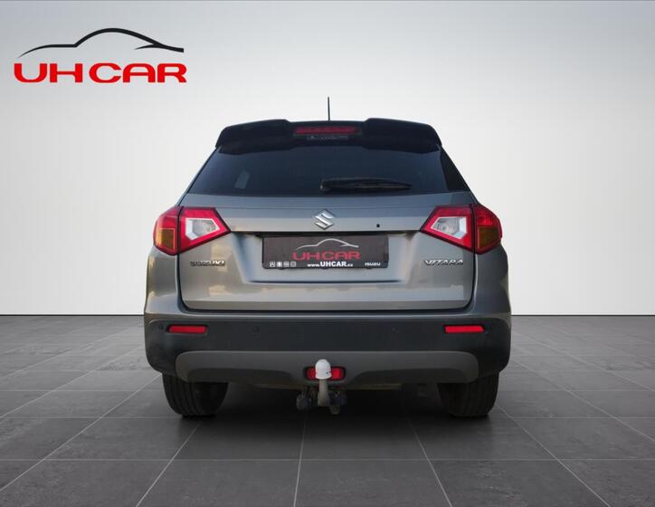 Suzuki Vitara 5