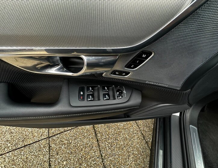 Volvo V90 Kombi 2,0 l 186 kw