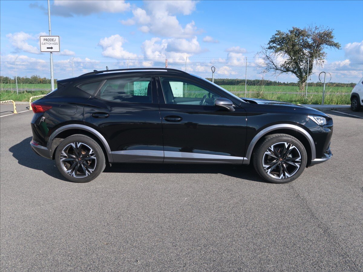 Cupra Formentor SUV / Terénní 2,0 l 140 kw