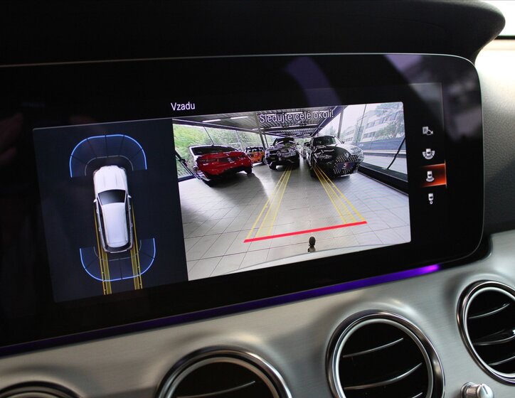 Mercedes-Benz Třídy E Kombi 2,0 l 147 kw