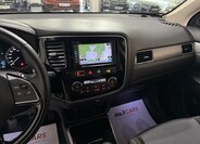 Mitsubishi Outlander 12