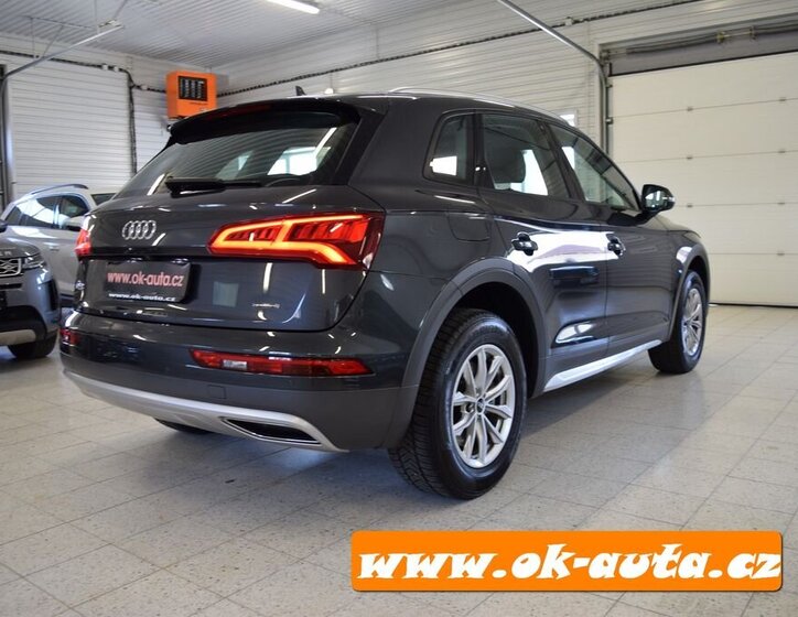 Audi Q5 SUV 2,0 l 0