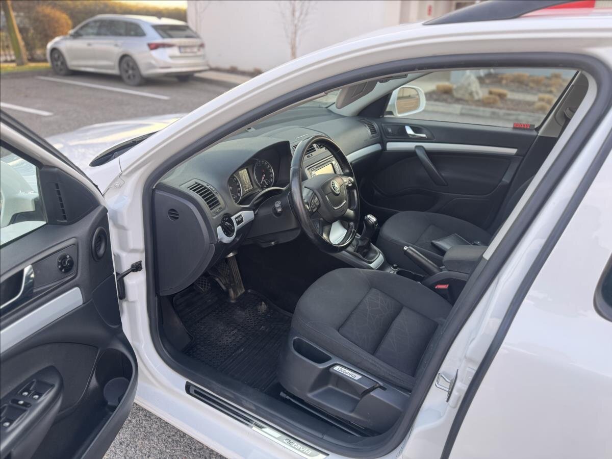 Škoda Octavia Kombi 2,0 l 81 kw