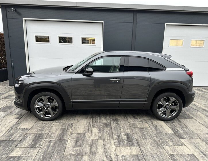 Mazda MX-30 SUV / Terénní 0,0 107 kw