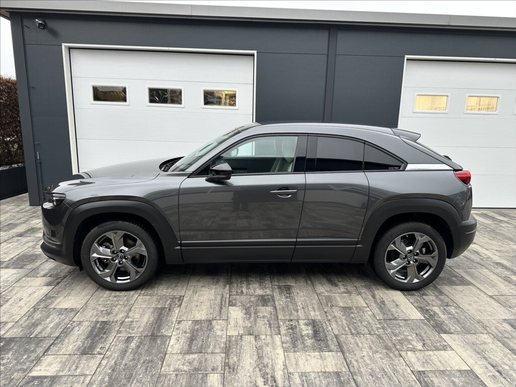 Mazda MX-30 SUV / Terénní 0,0 107 kw