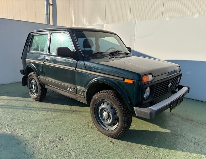 Lada Niva SUV 1,7 l 61 kw