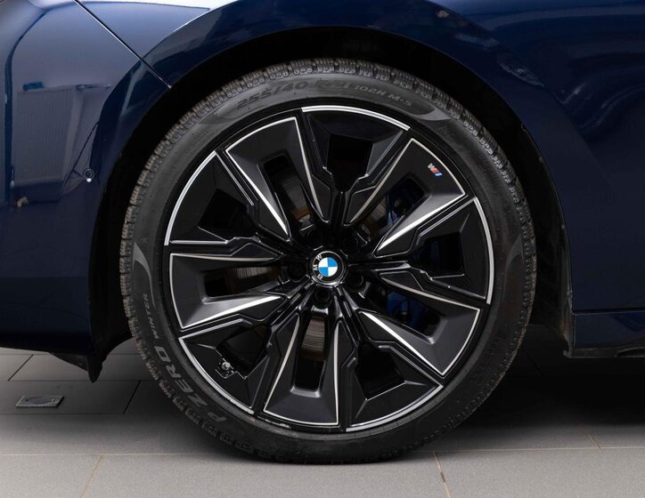 BMW Řada 7 Sedan / Limuzína 3,0 l 220 kw