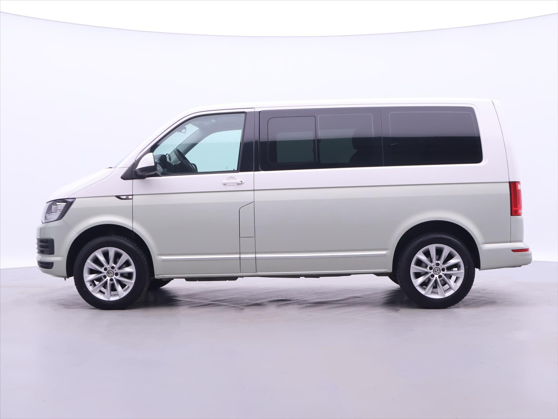 Volkswagen Transporter Kombi 2,0 l 110 kw