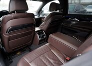 BMW Řada 7 Sedan 3,0 l 250 kw