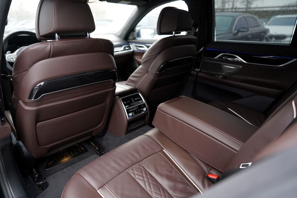 BMW Řada 7 Sedan 3,0 l 250 kw