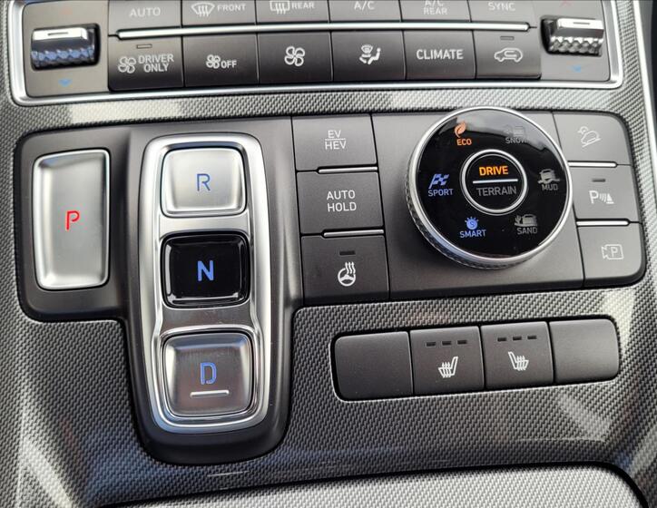 Hyundai Santa Fe SUV 1,6 l 195 kw