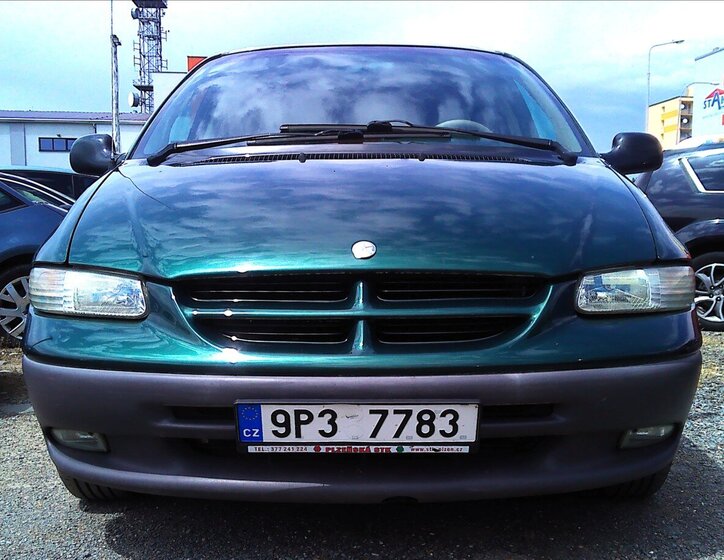 Chrysler Grand Voyager Kombi 3,3 l 116 kw