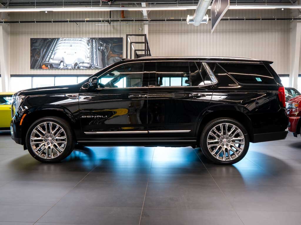 GMC Yukon SUV 6,2 l 313 kw