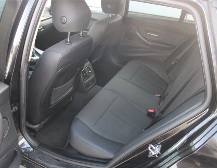 BMW Řada 3 Kombi 2,0 l 140 kw