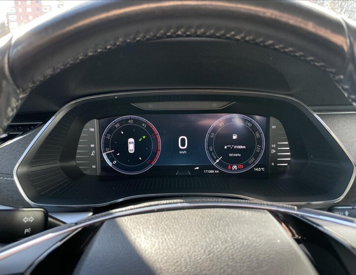 Škoda Octavia Liftback 2,0 l 85 kw