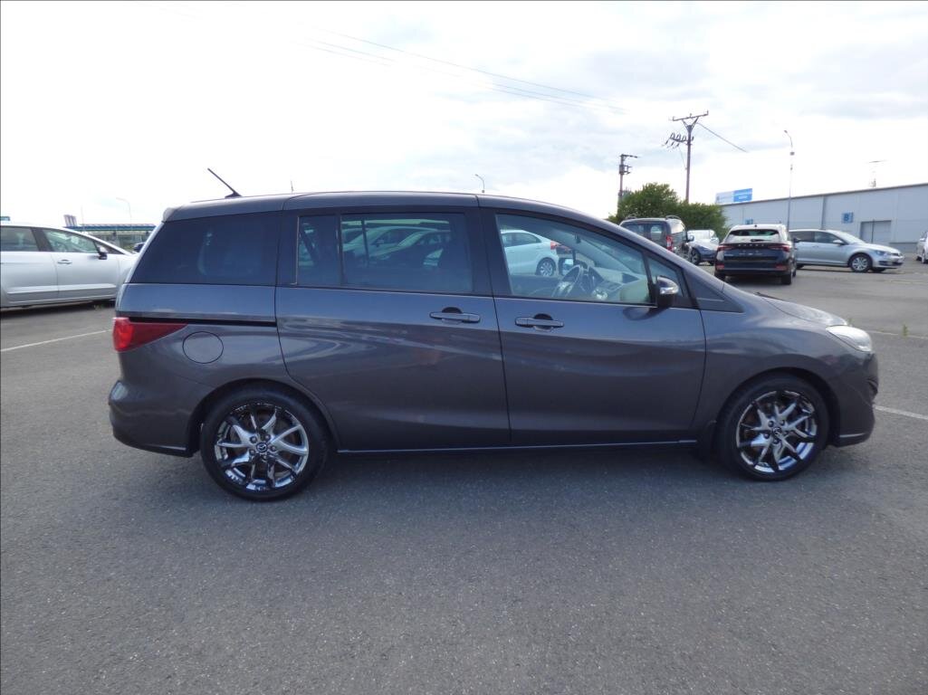 Mazda 5