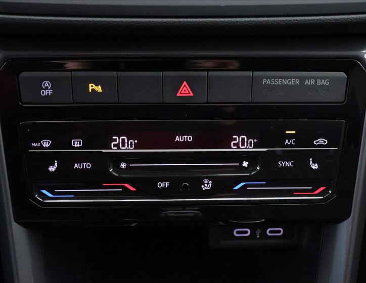 Volkswagen T-Cross 19