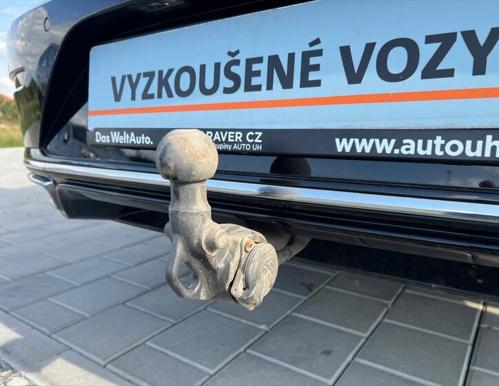 Volkswagen Arteon Kombi 2,0 l 147 kw