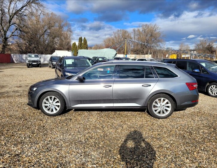 Škoda Superb Kombi 1,4 l 115 kw
