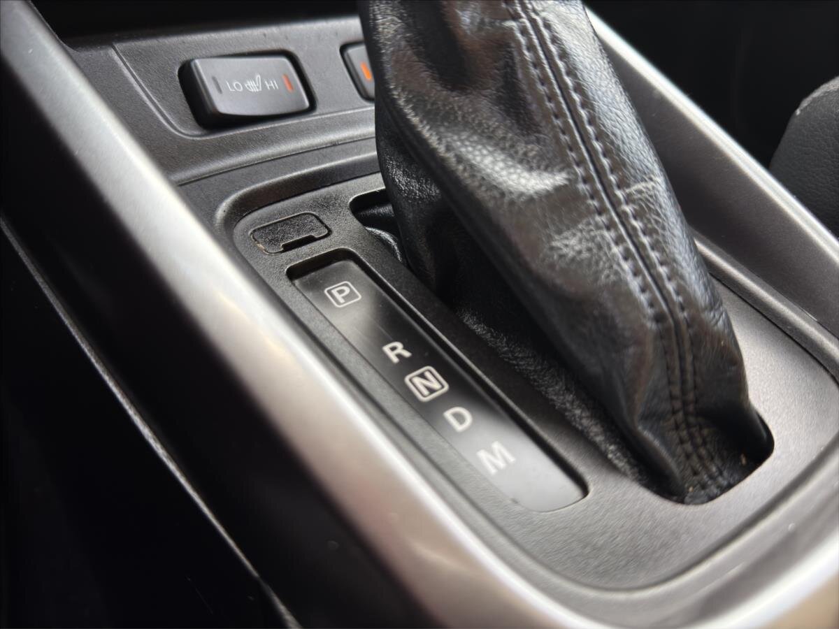 Suzuki Vitara SUV / Terénní 1,4 l 103 kw