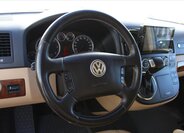 Volkswagen Multivan 16
