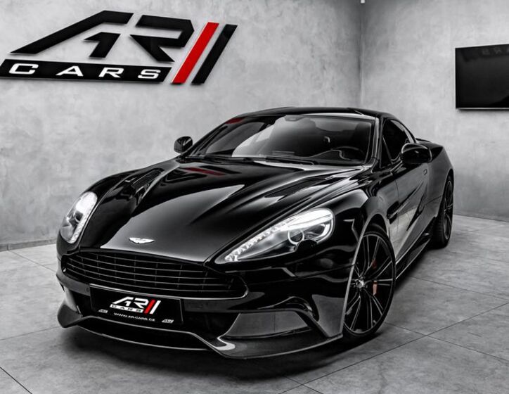 Aston Martin Vanquish 8
