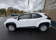 Toyota Yaris Cross 4