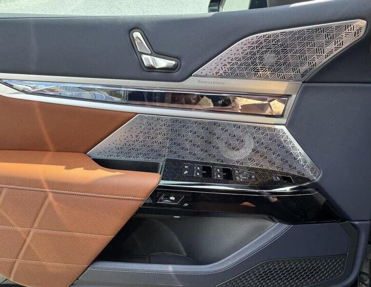 BMW i7 Sedan 1,0 400 kw