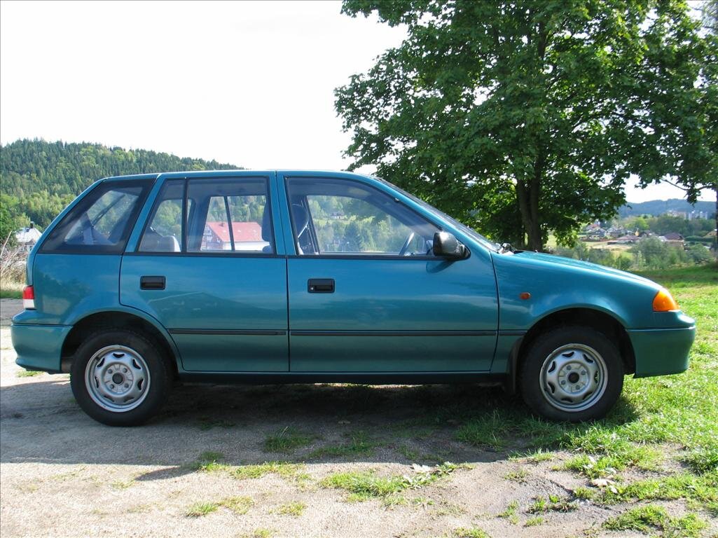 Suzuki Swift Hatchback 993,0 39 kw