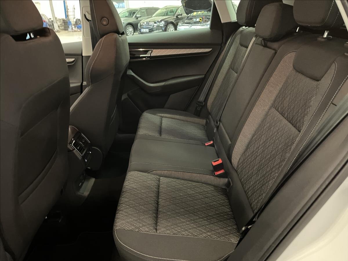 Škoda Karoq SUV / Terénní 1,5 l 110 kw