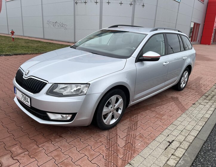 Škoda Octavia Kombi 2,0 l 110 kw