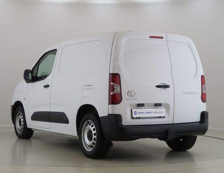 Toyota ProAce Skříň 1,2 l 96 kw