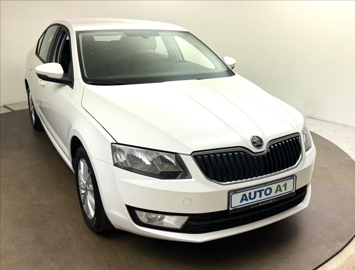 Škoda Octavia Sedan / Limuzína 1,6 l 77 kw