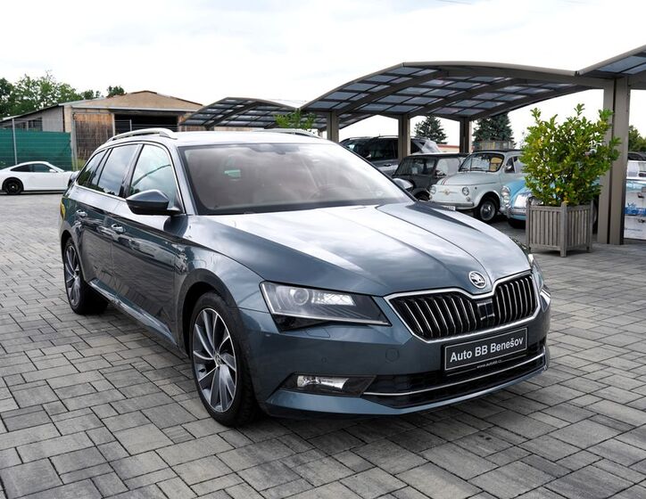 Škoda Superb 8