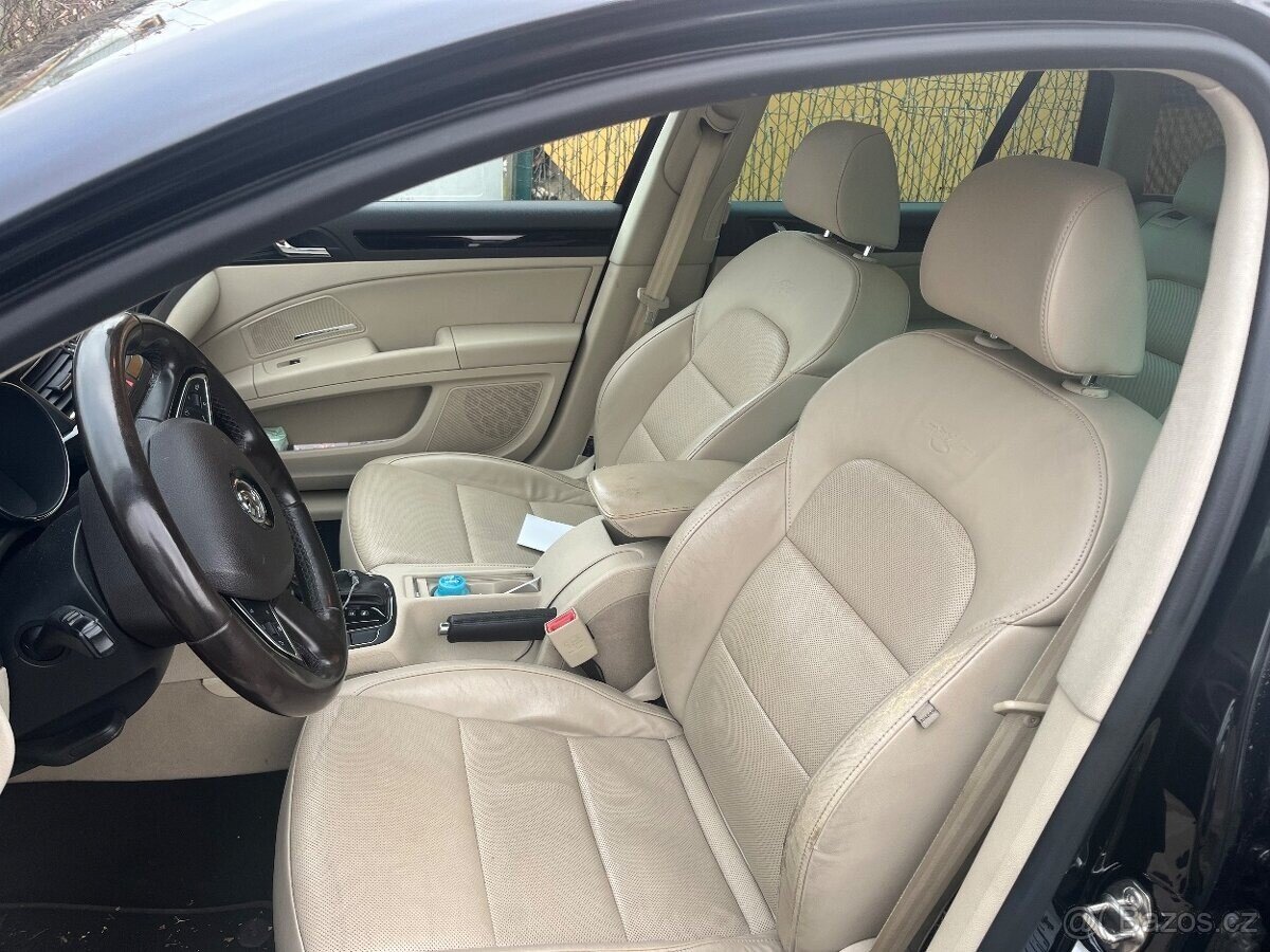 Škoda Superb Kombi 0,0 0