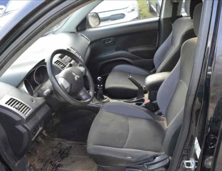 Mitsubishi Outlander 18