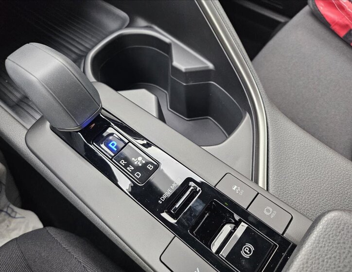 Toyota C-HR Hatchback 1,8 l 72 kw