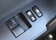 Toyota Corolla Sedan 1,6 l 97 kw