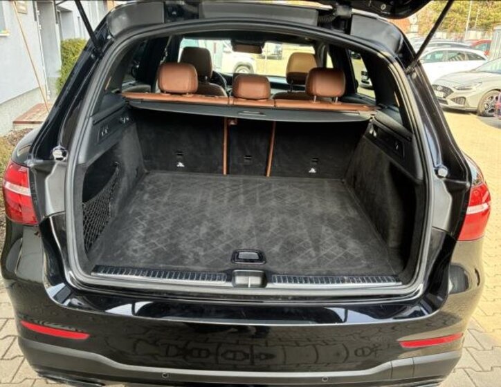 Mercedes-Benz GLC SUV / Terénní 3,0 l 270 kw