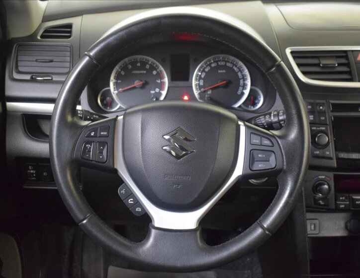 Suzuki Swift Hatchback 1,2 l 69 kw