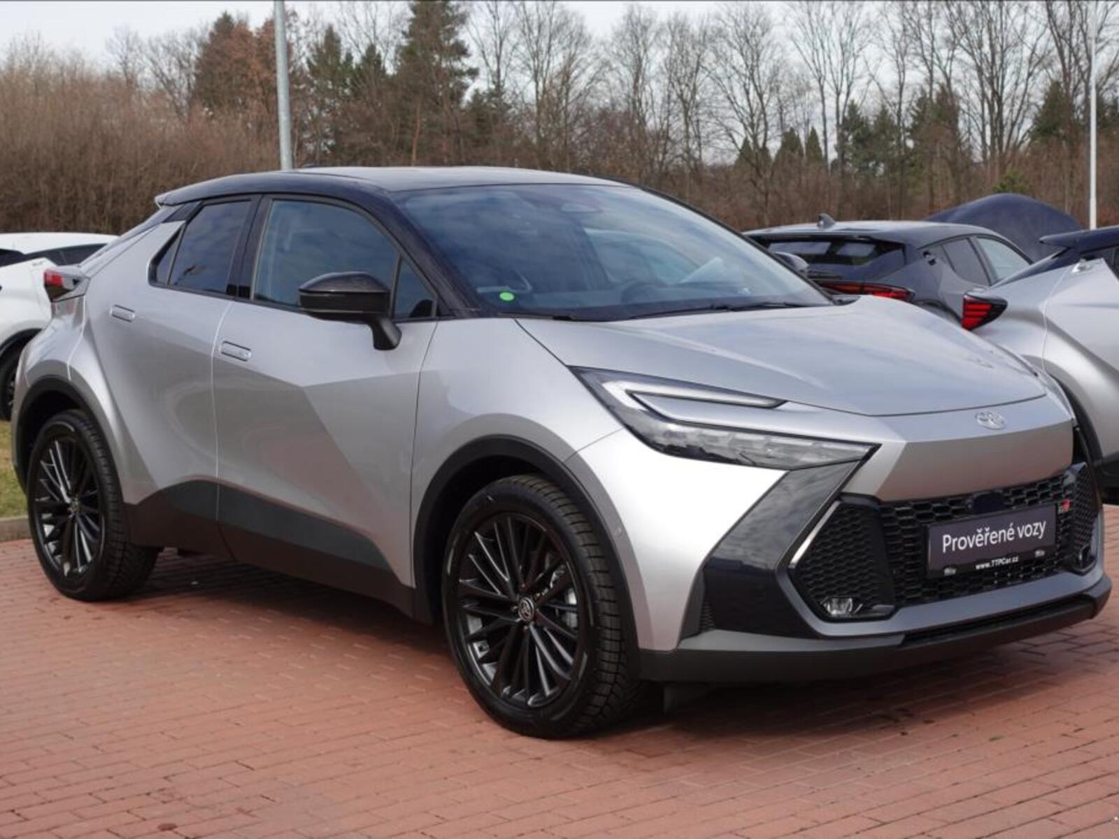 Toyota C-HR 3