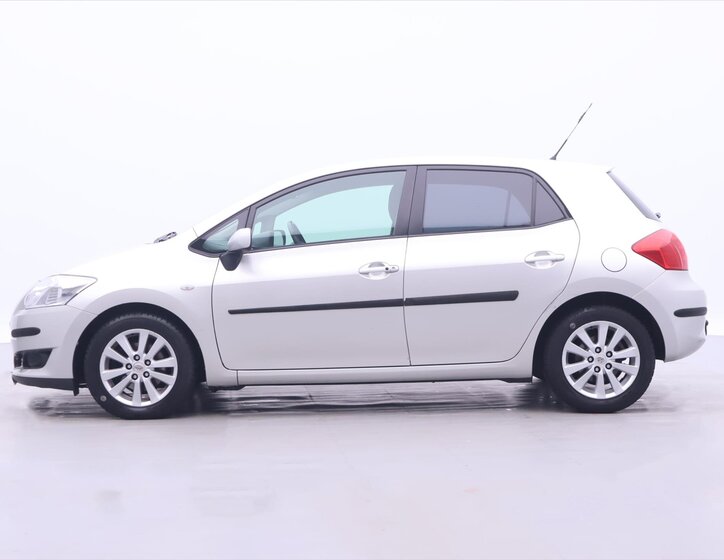 Toyota Auris Hatchback 2,0 l 93 kw