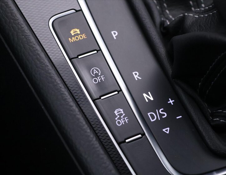 Volkswagen Golf Kombi 2,0 l 135 kw