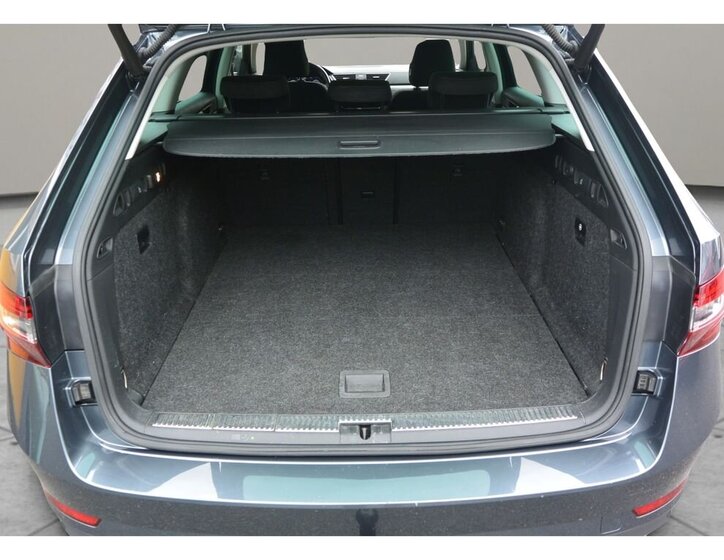 Škoda Superb Kombi 2,0 l 140 kw