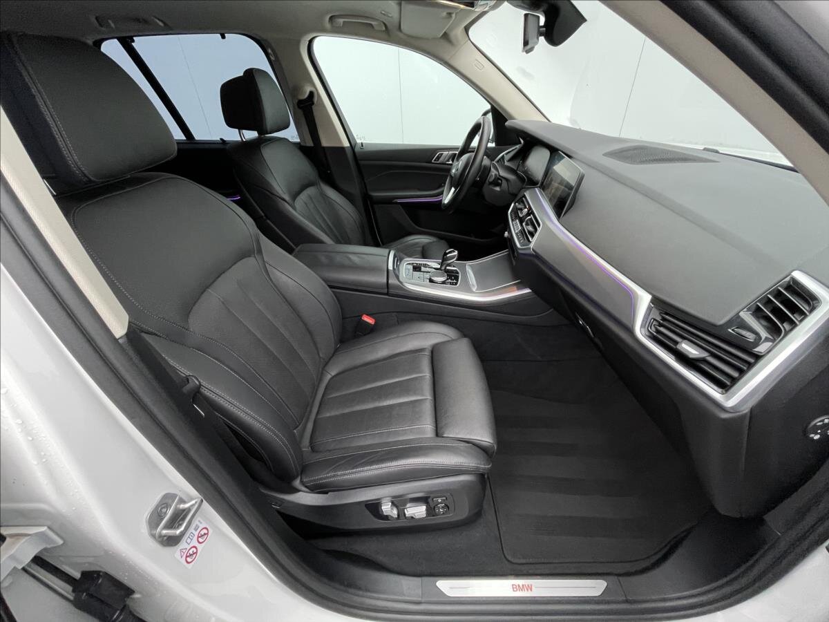 BMW X5 SUV / Terénní 3,0 l 245 kw